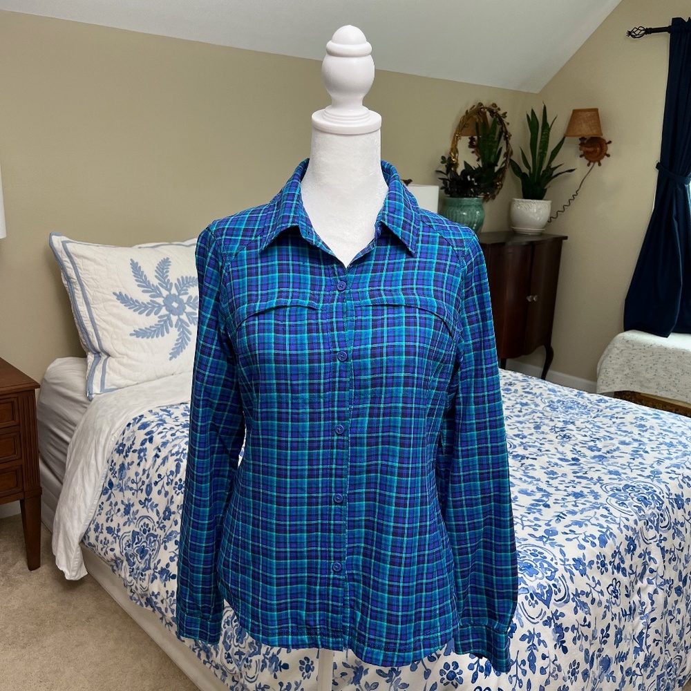 UPF 40 Women's Columbia Omni-Shade Moisture Wicking Long Sleeve Shirt Small